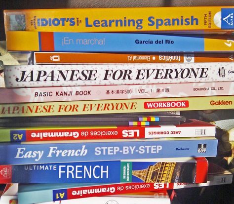 Learning Portuguese, Japanese English, Learning Languages Tips, Learn Languages, French Language Lessons, I Am Learning, Hate School, Life Vision Board, Foreign Language Learning