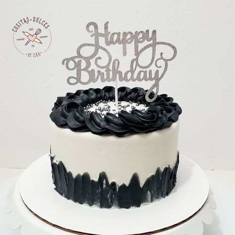 21st Birthday Cakes For Men Minimalist, Birthday Cake Ideas For My Boyfriend, Black And White Cakes For Men, Black And White Birthday Cake Ideas, Simple Men Cake Ideas, White And Black Cake For Men, White Cake Design For Men, Simple Man Birthday Cake, Korean Birthday Cake For Men