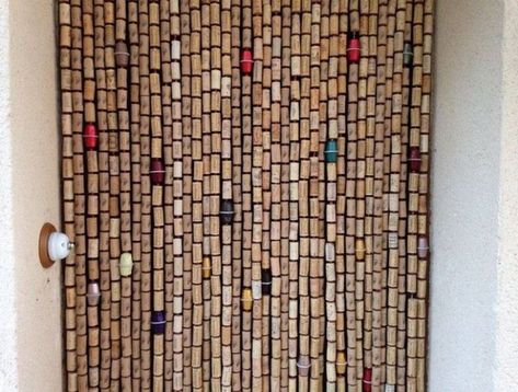 15 Easy DIY Wine Cork Projects Cork Letters, Upcycled Wine Corks, Recycled Wine Corks, Wine Cork Diy Crafts, Wine Cork Projects, Cork Crafts Diy, Wine Cork Diy, Cork Projects, Cute Curtains