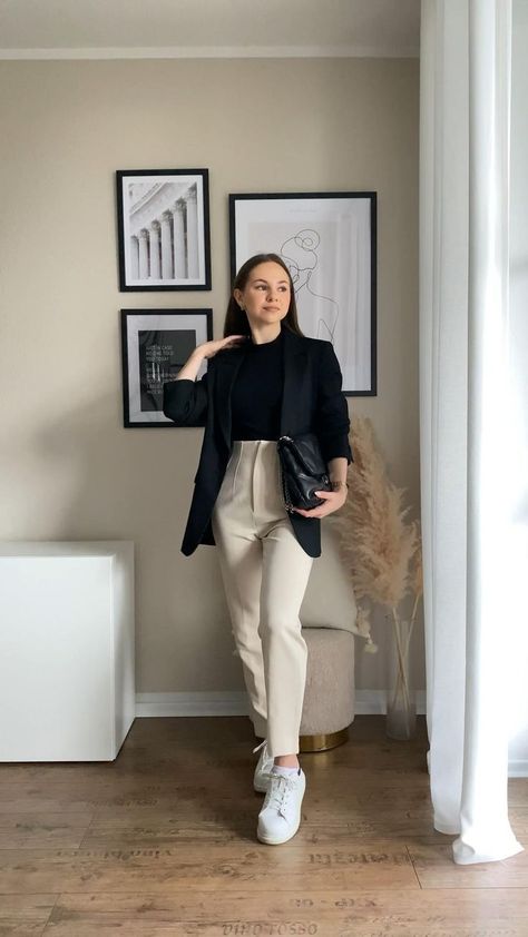 Smart Casual Outfits For Women, Semi Casual Outfit Women, Classy Elegant Wedding Dress, Semi Formal Outfits For Women, Classy Elegant Wedding, Semi Casual Outfit, Dress For Wedding Guest, Stylish Office Wear, Smart Casual Women Outfits