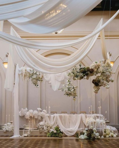 Wedding Ceremony Backdrop Indoor, Neutral Wedding Inspiration, Wedding Drapery, Textured Backdrop, Wedding Draping, Table Centerpiece Flower, Draping Wedding, Fabric Drape, Wedding Stage Backdrop