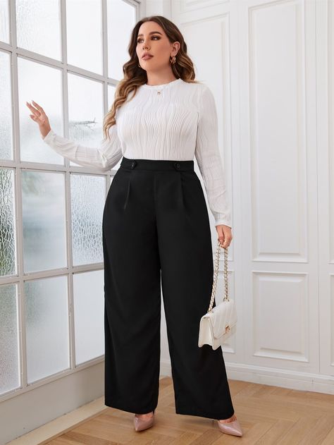 Wide Leg Plazo Outfit, Formal Pants For Plus Size Women, High Waist Wide Leg Trousers Outfit, Black Work Outfit Plus Size, Formal Pants Women Plus Size, Semi Casual Plus Size Outfits, Formal Attire Plus Size Women, Plus Size Outfit Wide Leg Pants, Black Trousers Outfit Plus Size