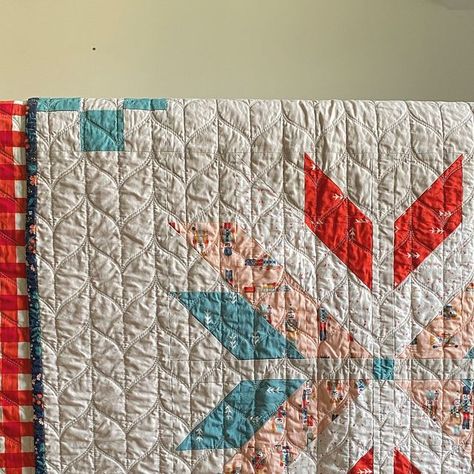 Jennifer Jones on Instagram: "This Christmas Lottie comes out each year for our bed and it’s one I’m so thankful I saved. I’ve made each of my kids a Christmas throw quilt but I think I need to make them bed quilts for Christmas, too. Maybe all white/red ones?? For this Lottie, I changed out the sashing in the pattern for 6.5” strips and added a 9 patch in place of the sashing squares. This made the throw size (originally a 75” square) closer to an 86” square quilt. If you haven’t made a Lottie yet, it’s the December Pattern of the Month, so you get it at 50% off with no code needed! #lottiequilt #penelopehandmadepatterns #christmasquilt #bedquilt #maker #quilter #quilting #quilt #handmadequilt" Bed Quilts, Jennifer Jones, Christmas Throws, No Code, I Changed, Christmas Quilt, So Thankful, You Get It, Handmade Quilts