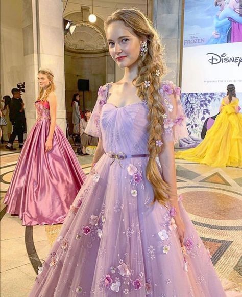 Rapunzel Fancy Dress, Tangled Dress, Disney Princess Inspired Outfits, Princess Inspired Outfits, Disney Dress Up, Fairytale Gown, Celebrity Casual Outfits, Disney Princess Dresses, Kawaii Dress