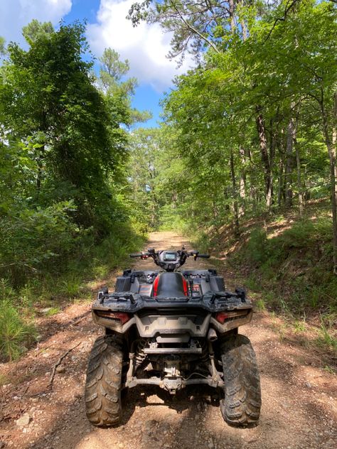 Mudding Four Wheelers Aesthetic, Four Wheeling Aesthetic, Quading Aesthetic, Quadbikes Aesthetic, Fourwheeler Aesthetic, Atv Riding Aesthetic, Mud Bogging, Four Wheeling, Motocross Love