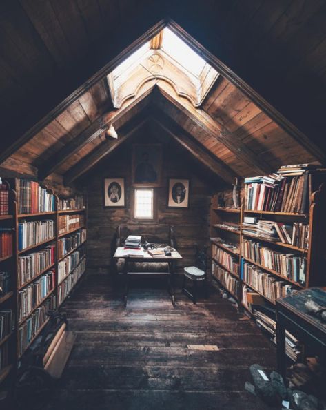 11th-century wooden Kirkjubøargarður house in the Faroe Islands housing a library. Aesthetic Loft, Apartments Modern, Apartment Industrial, Apartment Garage, Apartments Design, Home Library Design Ideas, Attic Library, Decorating Apartment, Apartment Cozy