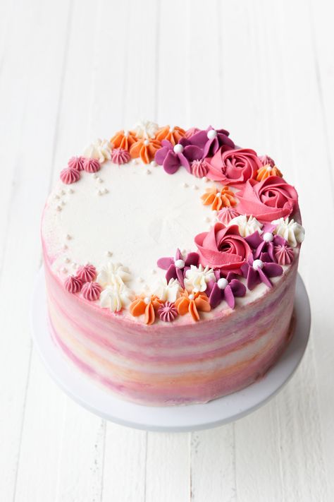 How to Make a Buttercream Flower Cake — Style Sweet Cake With Flowers, Buttercream Flower Cake, Watercolor Cake, Creative Cake Decorating, Easy Cake Decorating, Fashion Cakes, Buttercream Flowers, Cake Tutorial, Savoury Cake