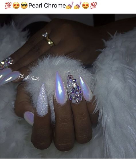 Crome Nails Stilleto, Chrome And Rhinestone Nails, Chrome Nails With Jewels, Chrome Nails With Bling, Chrome Rhinestone Nails, Chrome Bling Nails, Pearlized Nails, Pearl Colored Nails, Chrome Nails With Rhinestones