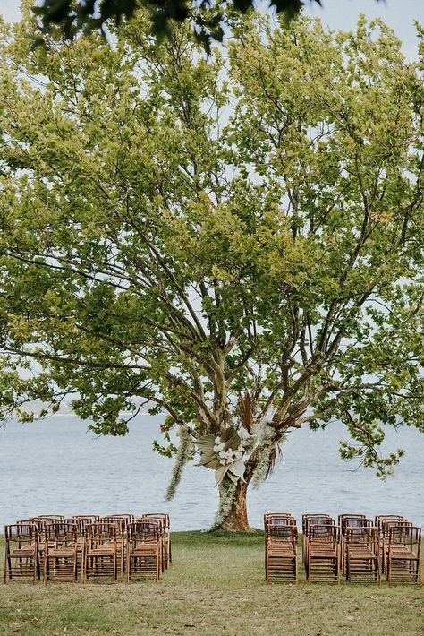 A Food-Focused Boho Wedding on the Australian Coast New York Style Wedding, Swan River, Stunning Wedding Venues, Australian Wedding, Australia Wedding, Real Weddings Photos, Decor Details, New York Style, Real Couples