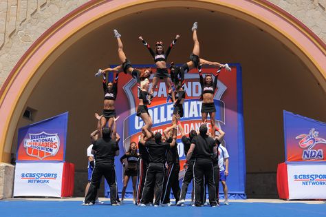 Navarro College Cheer #NCAnationals Navarro Cheer Aesthetic, Cheer Navarro, Navarro College, Cheer Motivation, Navarro Cheer, American Cheerleader, Cheer Pyramids, Luna Aesthetic, Pjo Characters