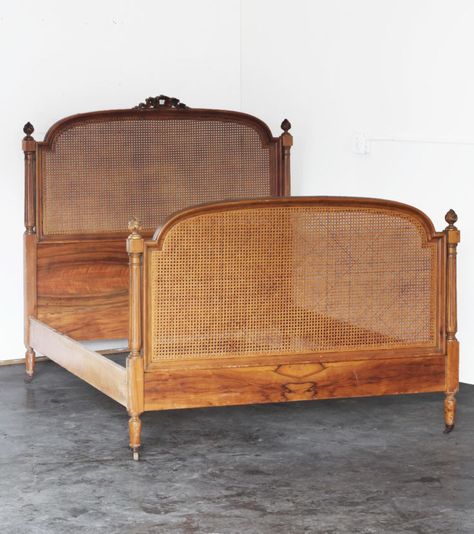 cane bed frame, antique bed Cane Bed Frame, Antique Bed Frame, Vintage Bed Frame, Old Bed Frames, Cane Bed, French Country Bedrooms, Old Beds, Antique Beds, Best Outdoor Furniture