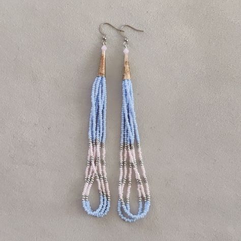 White Beaded Earrings Native American, Native Hoop Earrings, Ojibwe Beaded Earrings, Native Beadwork Earrings, Beaded Earrings Native Beadwork Ideas, Beaded Earrings Native Patterns, Modern Beaded Jewelry, Summer Beaded Earrings, Beadwork Designs Patterns