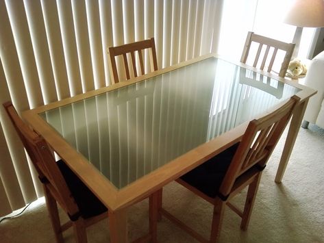 Glass topped table Ikea Glass Dining Table, Ikea Round Dining Table, Dining Table Small Space, Beautiful Dining Room Table, Glass Dining Room, Dining Chairs Modern Design, Dining Table Design Modern, Glass Dining Room Table, Round Dining Table Sets