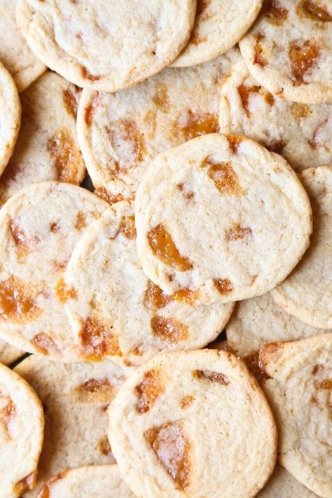 Butter Crunch Cookies (makes 36 cookies), an older family recipe with homemade toffee. Butter Crunch Cookies, Crunch Cookies, Cookies And Cups, Cookies Chewy, Butter Crunch, Homemade Toffee, Toffee Bits, Dark Chocolate Cakes, Favorite Cookies