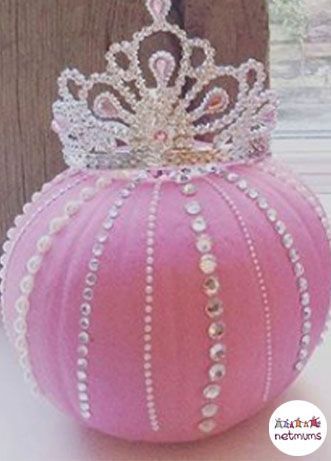 Halloween Decorations Disney, Pumpkin Painting Halloween, Disney Halloween Pumpkin, Pumpkin Carving Ideas Easy, Easy Pumpkin Carving Ideas, Disney Pumpkin Painting, Pumkin Decoration, Princess Pumpkin, Pumpkin Decorating Contest