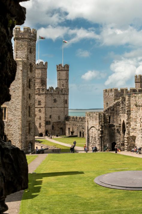 One of the most interesting towns in Wales, Caernarfon is home to Caernarfon Castle who's walls and main building are a UNESCO site well worth the visit #Caernarfoncastle #Wales Wales Aesthetic, Caernarfon Castle, Wales Flag, Cultural Travel, Medieval England, North Wales, Short Break, Art Aesthetic, Culture Travel