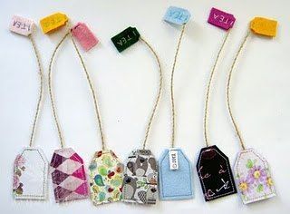 Diy Tea Bags, Knitting Amigurumi, Diy Tea, Penanda Buku, Tea Diy, Beginner Sewing Projects Easy, Diy Bookmarks, Scrap Fabric, How To Make Bookmarks