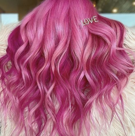 Pink Highlights In Pink Hair, Pink Hair With Pink Highlights, Multi Pink Hair, Pink And Light Pink Hair, Hairstyles Ideas For Long Hair, Lovely Hairstyles, Peekaboo Color, For Long Hair Hairstyles, Ideas For Long Hair