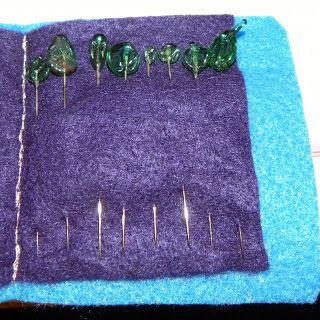 These are the first leaf veil pins I have made they are for a friend who loves LOTR's and is in the SCA with me. I made 8 in case some brake... Norman Clothing, Shakespeare Costumes, Leaf Veil, Sca Largesse, Largesse Ideas, Medieval Headwear, Dresses Medieval, Derby Ideas, Sca Garb