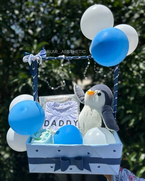 Perfect gift hamper for baby boy 😍🩵 #rumi#rumiaesthetic #shiroor#shiroorcreation #reel#viral#trending#babyboy#babyboyhamper#hamper New Baby Hamper, Birth Announcement Hampers, New Born Baby Boy Gift Packing, Baby Boy Hampers, Newborn Baby Gift Hamper, Baby Boy Hamper, Baby Gift Hampers, Baby Boy Gift, Viral Trend