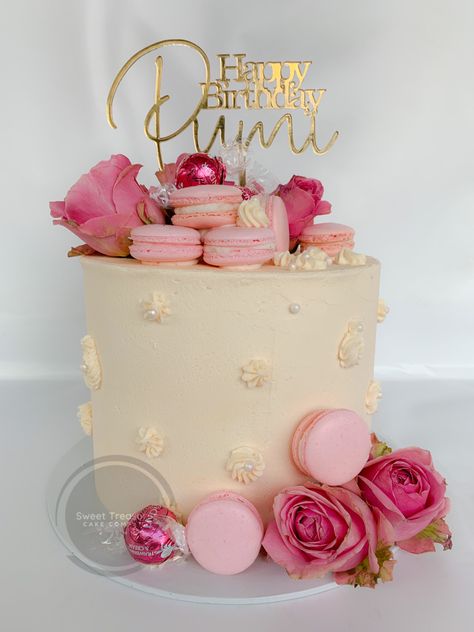 Happy birthday Pumi 💕 #birthday#jozi #cake #celebrationcakes #party #sweettreasurescakeco #celebrations #johannesburg #pumi #happybirthdaypumi 35 Year Old Birthday Cake, 55 Cake Birthday, 55 Birthday Cake, Birthday Cake 55 Years Old Woman, 55th Birthday Cake, 45 Birthday Ideas For Women Cake, Happy 51st Birthday Cake, Happy 55th Birthday, 25 Anniversary Cake