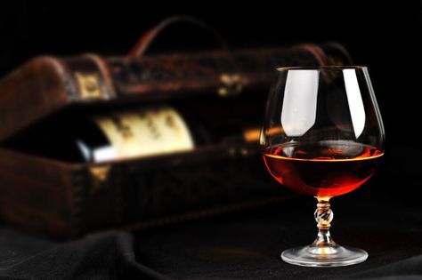 The Best Cognac for Cooking (What to Look For) - Foods Guy Best Cognac, Hennessy Xo, Pan Seared Steak, Distillation Process, Brown Sauce, Creamy Sauce, Flavor Profiles, Fruit Juice, Savoury Dishes