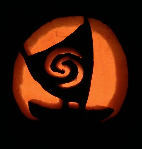 Oogie Boogie Crafts Diy, Pua Pumpkin Carving, Zach Bryan Pumpkin Carving, Round Pumpkin Carving Ideas, Easy Pumpkin Carving Ideas Disney, Moana Pumpkin Carving, Tangled Pumpkin Carving, Moana Pumpkin, Pumpkin Carving Ideas Disney