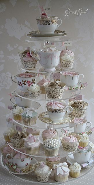 Cupcakes In Tea Cups, Vintage Decoration Party, Cotton And Crumbs, Vintage Dessert Tables, Vintage Tea Rooms, Vintage High Tea, Tea Cup Cake, Tea Decor, High Tea Party