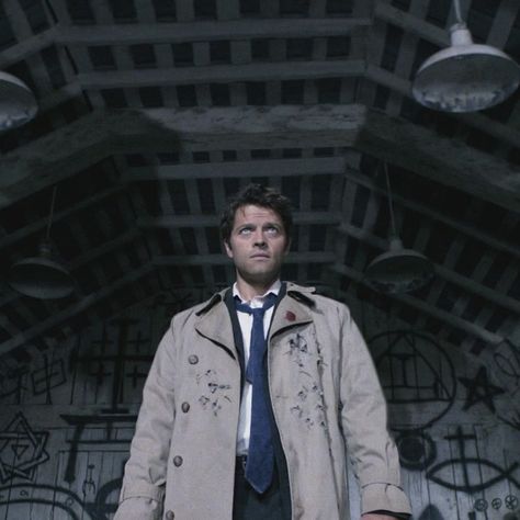 Castiel Icons, Castiel Aesthetic, Castiel Supernatural, Behind Blue Eyes, Supernatural Wallpaper, Winchester Supernatural, Supernatural Dean, Angel Aesthetic, Odaiba