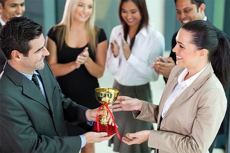 51 Employee Recognition and Appreciation Award Ideas Qualities Of A Leader, Employee Rewards, Employee Awards, Reward And Recognition, Award Ideas, Employee Recognition, Vision Board Inspiration, Rewards Program, Training Program