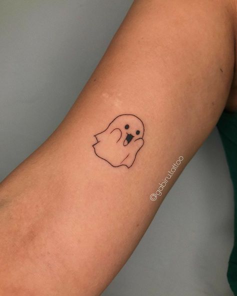 Simple Tattoos Arms, Cat Holding Knife Tattoo, Tiny Ghost Tattoo, Cute Ghost Tattoo Ideas, Bmo Tattoo, Boo Tattoo, Tato Realis, Tato Minimal, Simple Arm Tattoos