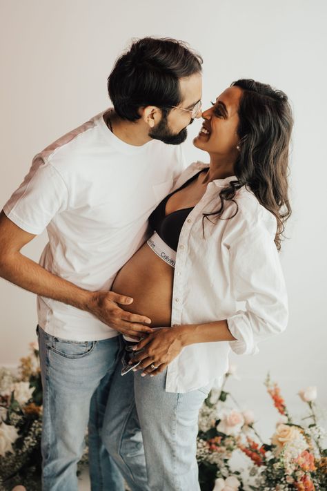 Maternity Shoot Couples Outfit, Jeans And Button Up Maternity Shoot, Calvin Klein Maternity Shoot Family, Maternity Photos Calvin Klein, Maternity Pics Jeans, Button Up Maternity Photos, Jeans And Bra Maternity Shoot Outside, Button Down Maternity Photo, Sporty Maternity Photoshoot