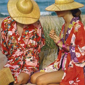 Terug in de tijd - kimono patroon Free Fashion Patterns, Kimono Blouse, Free Fashion, Kimono Pattern, Diy Style, Sewing Clothes, Top Pattern, Sewing Inspiration, Kimonos