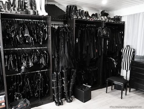 Goth Dressing Room, Gothic Dressing Room, Gothic Decor Bedroom, Goth Bedroom, Gothic Room, Gothic Bedroom, Dark Home Decor, Goth Home Decor, Dark Home