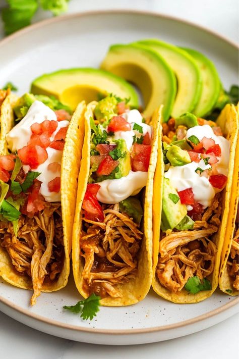 Try these easy rotisserie chicken tacos for a quick weeknight meal! From start to finish, you can have them ready in about 20 minutes. Chicken Tacos With Rotisserie Chicken, Tacos With Rotisserie Chicken, Rotisserie Chicken Tacos, Tacos Easy, Chipotle Crema, Chicken Tacos Easy, Corn Taco, German Recipes, Carb Meals