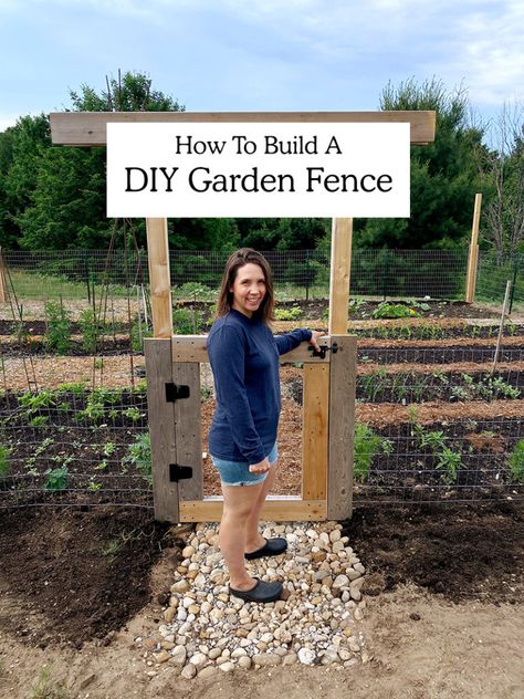 Fence Gardening, Cheap Garden Fencing, Fenced Vegetable Garden, Diy Garden Fence, Home Vegetable Garden, Vegetable Garden Design, Garden Fencing, Easy Garden, Garden Bed