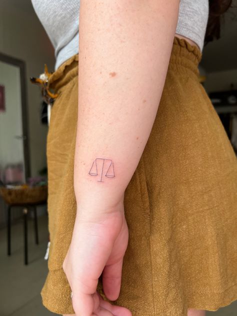 Tiny Scale Tattoo, Fine Line Balance Scale Tattoo, Tattoo Scales Of Justice, Libra Scale Tattoo Simple, Libra Tattoo Fine Line, Balance Libra Tattoo, Weight Scale Tattoo, Justice Scales Tattoo, Justice Scale Tattoo