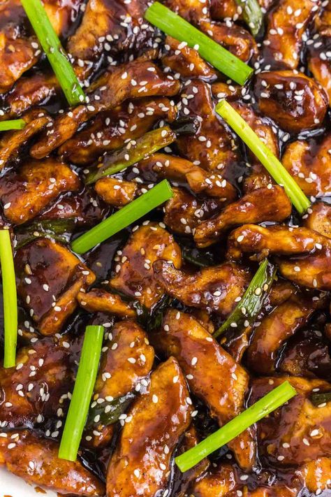 mongolian chicken. Asian Chicken Breast Recipes, Mongolian Chicken Recipe, Mongolian Chicken, Crispy Chicken Breast, Leftover Chicken Breast, Restaurant Style Recipes, Honey And Soy Sauce, Chinese Takeout, Easy Dinner Recipe