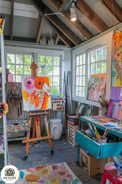 Garden Craft Room, Art Shed Ideas, Art Studio Shed Ideas, Patio Art Studio, Outdoor Painting Studio, Home Art Studio Inspiration, Shed Art Studio, Artist Studio Aesthetic, Studio Shed Ideas