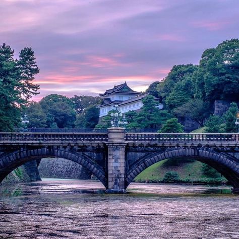 Discover Japan: Tokyo Imperial Palace (皇居, Kōkyo) - the residence of Tokyo's Imperial Family ~.~ Palace Aesthetic, Tokyo Imperial Palace, Purple World, Yamanashi, Wakayama, Imperial Palace, Japanese Architecture, Japan Tokyo, Fukuoka