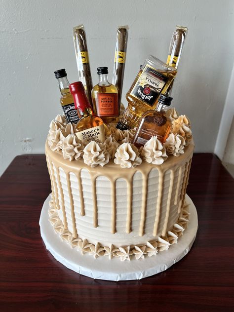 Dirty Thirty Cake, Dirty 30 Cake, 30th Birthday Cakes For Men, 40th Birthday Cakes For Men, Dirty 30 Birthday Party, Bourbon Cake, Dirty Thirty Birthday, 50th Birthday Party Ideas For Men, Alcohol Cake