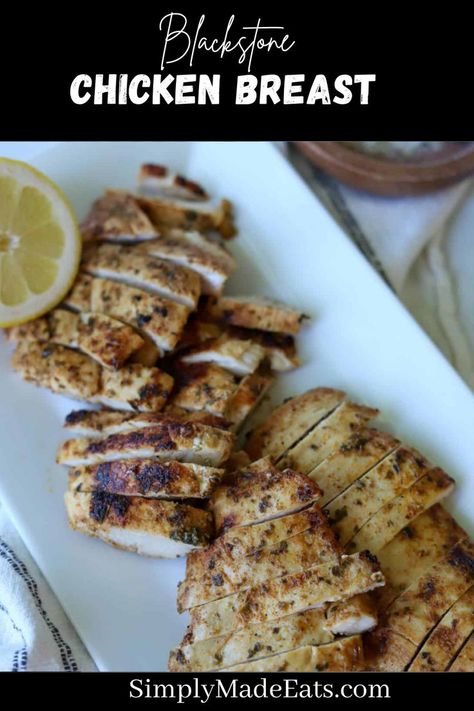 Blackstone chicken breast on plate. Blackstone Chicken Breast Recipes, Blackstone Chicken Breast, Blackstone Chicken, Marinated Chicken Breast, Greek Marinated Chicken, Chicken Brands, Pecan Chicken Salads, Blackstone Recipes, Chicken Chorizo