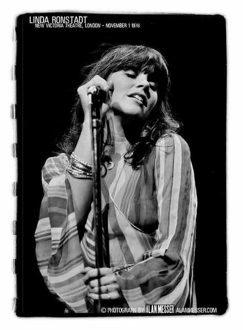 Linda Rondstadt, 70s Musicians, Boho Western Outfits, Human Faces, Cat Power, Linda Ronstadt, Women In Music, Rock Posters, Beautiful Voice