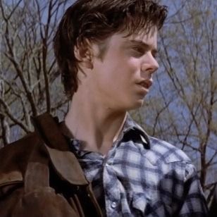 The Outsiders Ponyboy, Ponyboy Curtis, The Outsiders Cast, 80s Actors, Stay Gold Ponyboy, The Outsiders Greasers, The Outsiders 1983, Secret Admirer, Forever Book