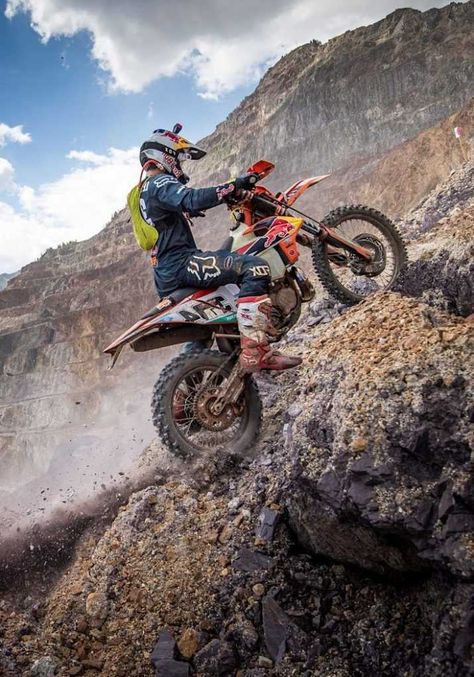 Dirt Bike Background Explore more Dirt Bike, Dirt Jumping, Motorized, Mountain Bike, Performing wallpaper. https://www.whatspaper.com/dirt-bike-background-3/ Motorized Mountain Bike, Bike Background, Dirt Scooter, Motocross Photography, Ktm Enduro, Ktm Dirt Bikes, Enduro Motocross, Motocross Love, Cool Dirt Bikes