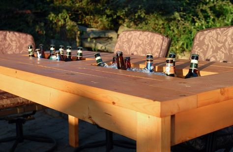 Weekend Project: DIY Patio Table with Built-In Coolers - Earth911.com Diy Patio Table, Building A Patio, Diy Outdoor Table, Crazy House, Backyard Furniture, Patio Diy, Outdoor Diy Projects, Cool Tables, Diy Outdoor Kitchen