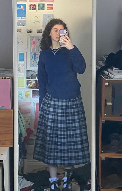 Blue Check Skirt Outfit, Blue Sweater With Skirt, Maryjane Shoe Outfits, Plaid Skirt Outfit Grunge, Plaid Skirt Outfit Winter, Navy Jumper Outfit, Blue Plaid Skirt Outfit, Recreatable Outfits, Blue Outfits Aesthetic