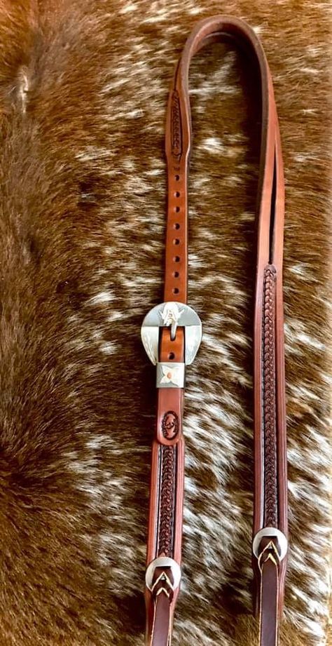 Leather Headstall Patterns, Beaded Headstalls For Horses, Tooled Headstall, Barrel Racing Tack Sets, Western Bridle Headstall, Leather Horse Tack, Headstalls For Horses, Types Of Horse Bits Western, Western Horse Bridle