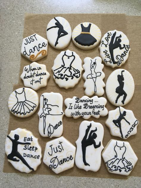 Dancer Cookies Decorated, Dance Decorated Cookies, Dance Cookies Decorated, Dance Cookies, Frosting Cookies, Royal Frosting, Royal Icing Cookies Recipe, Sports Cookies, Fancy Cookies