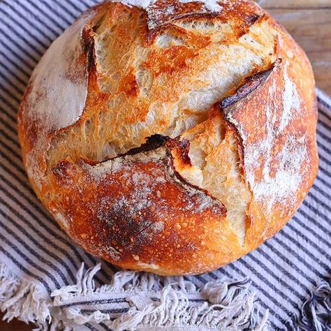 Naturally Fermented Crusty Sourdough Boule. Sourdough Boule Recipe, No Knead Dutch Oven Bread, Dutch Oven Uses, Sourdough Boule, No Knead Bread Recipe, Best Homemade Bread Recipe, Pita Bread Recipe, Oven Bread, Dutch Oven Bread